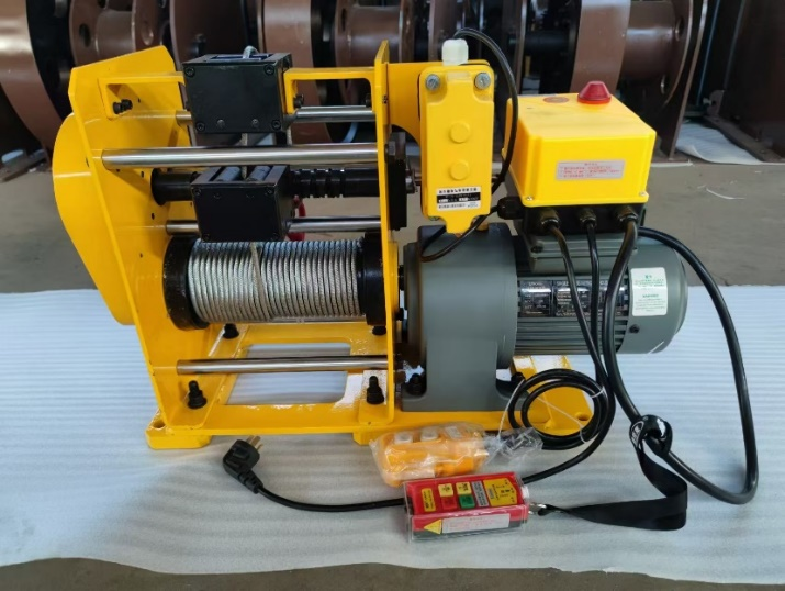 Synchronised Hoisting Solution for Large-Scale Commercial Space Lifting Grilles | Case Study: Electric Skylight Equipment Project at Hangzhou Plaza 66 4 Synchronised Hoisting Solution for Large-Scale Commercial Space Lifting Grilles | Case Study: Electric Skylight Equipment Project at Hangzhou Plaza 66 - 4