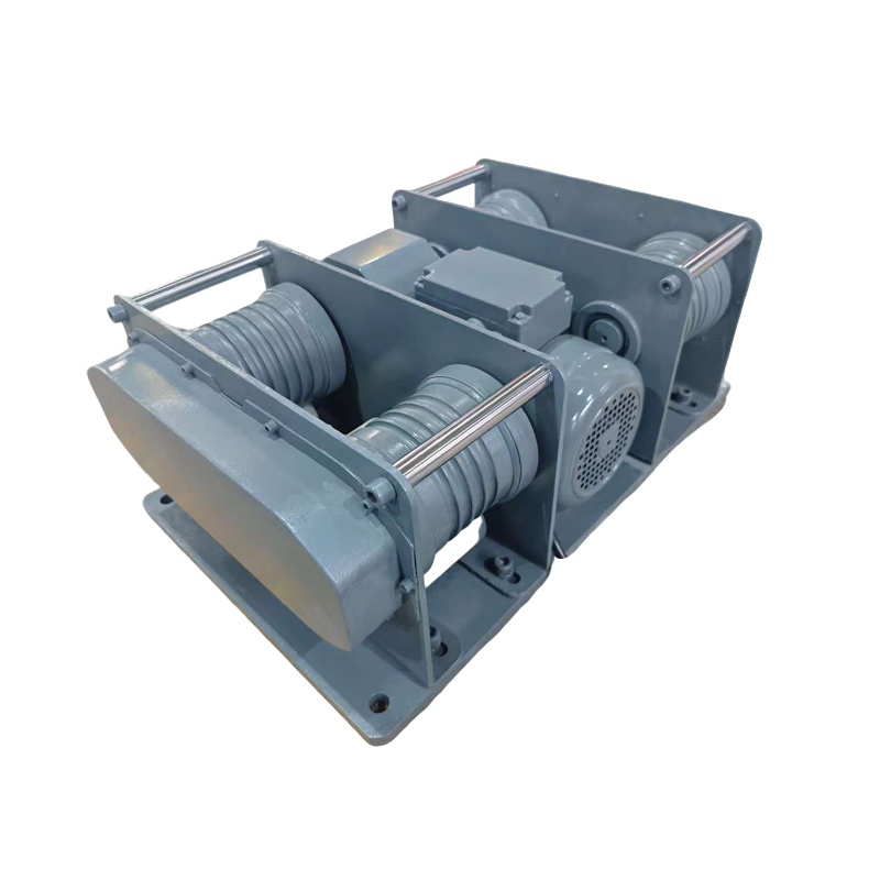 Cabrestante de fricción de doble canal: variador de frecuencia y frenado electromagnético para un funcionamiento estable y controlable.